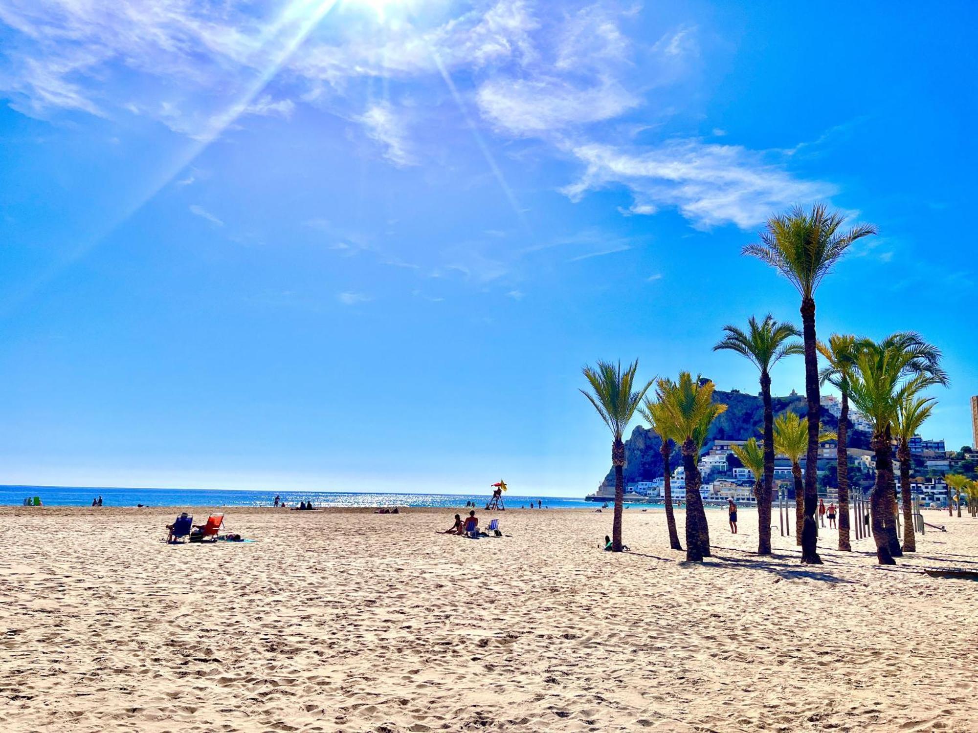 Rouna IV By Gloove Benidorm Luaran gambar