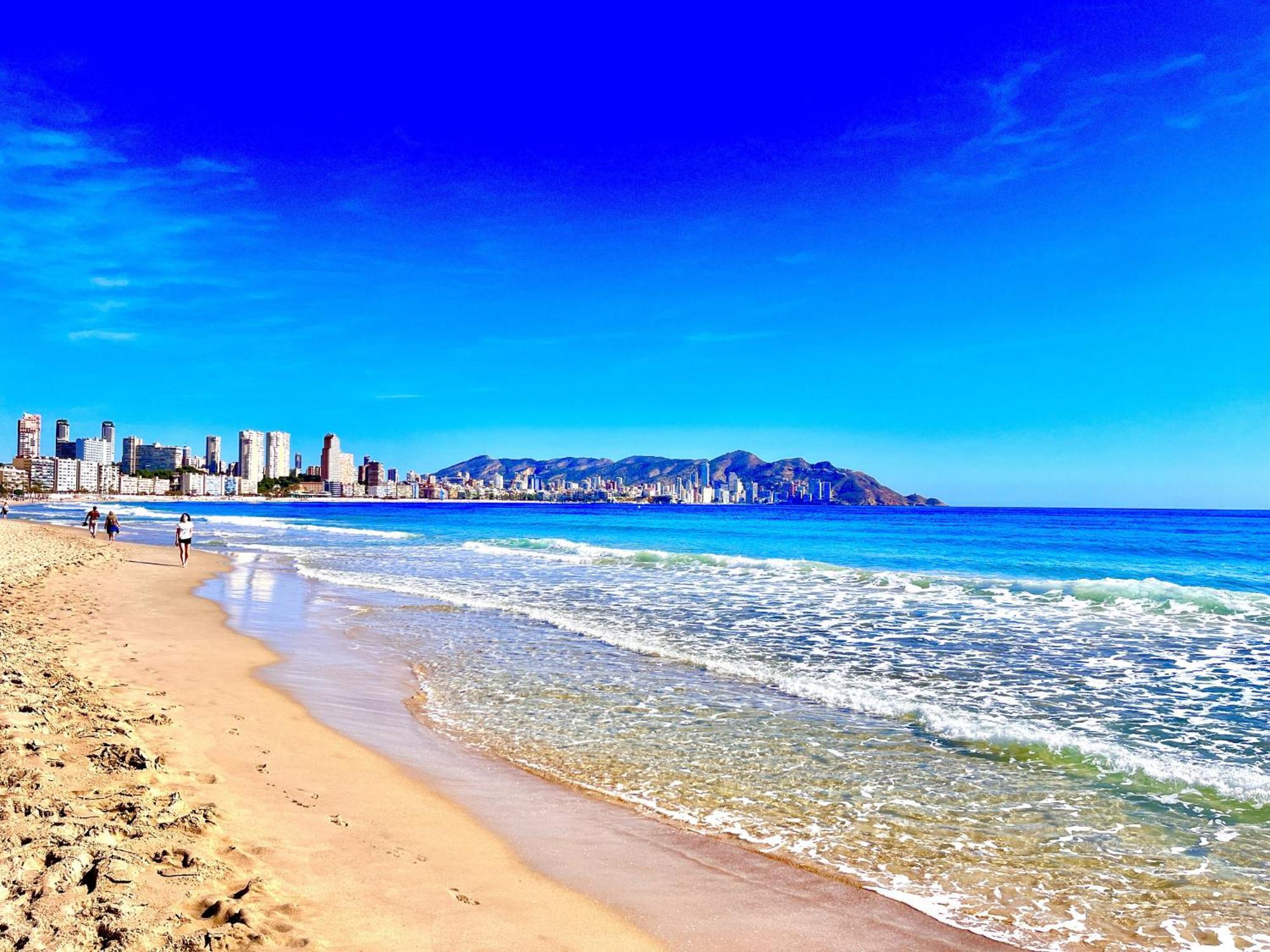 Rouna IV By Gloove Benidorm Luaran gambar